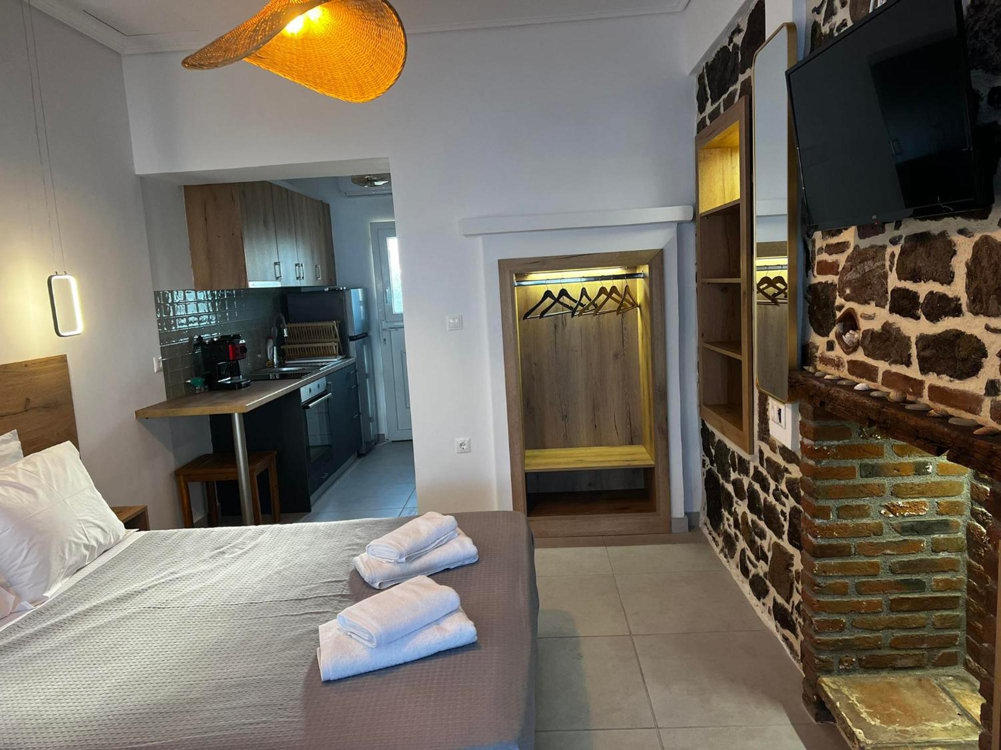 Limani Kapis Eleni B&B מראה חיצוני תמונה